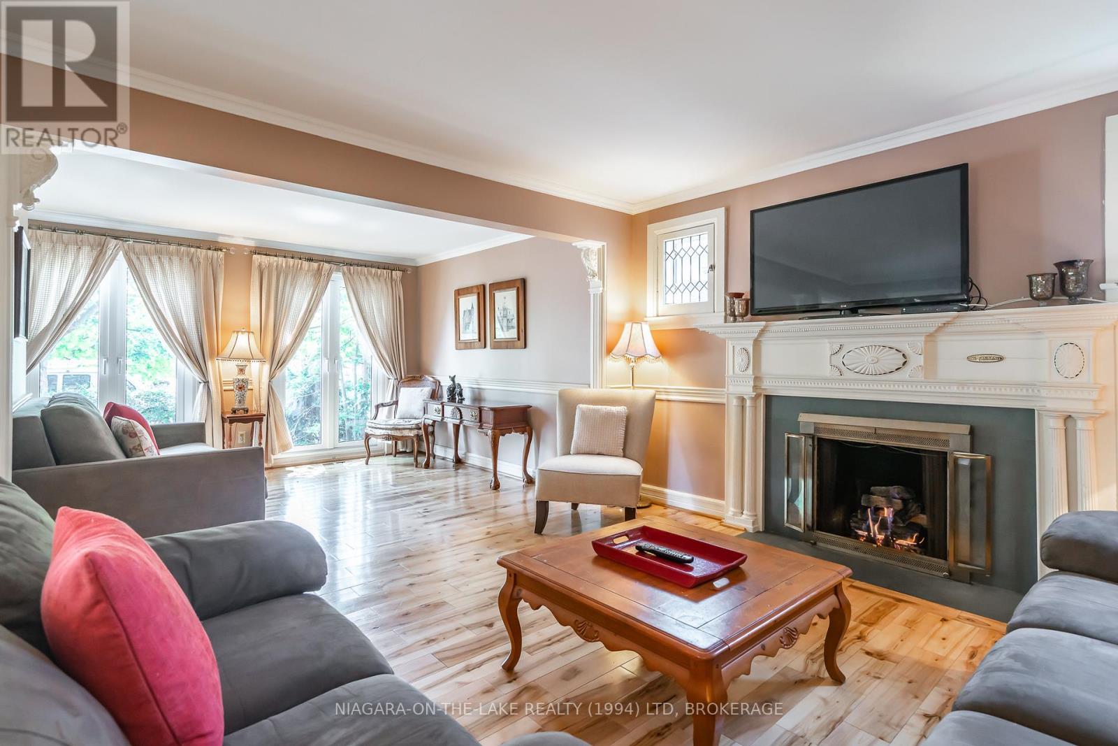 Photo 23 of 229 Victoria Street, Niagaraonthelake ON