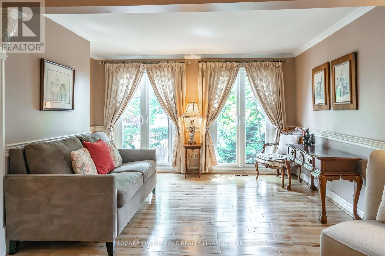Photo 16 of 229 Victoria Street, Niagaraonthelake ON