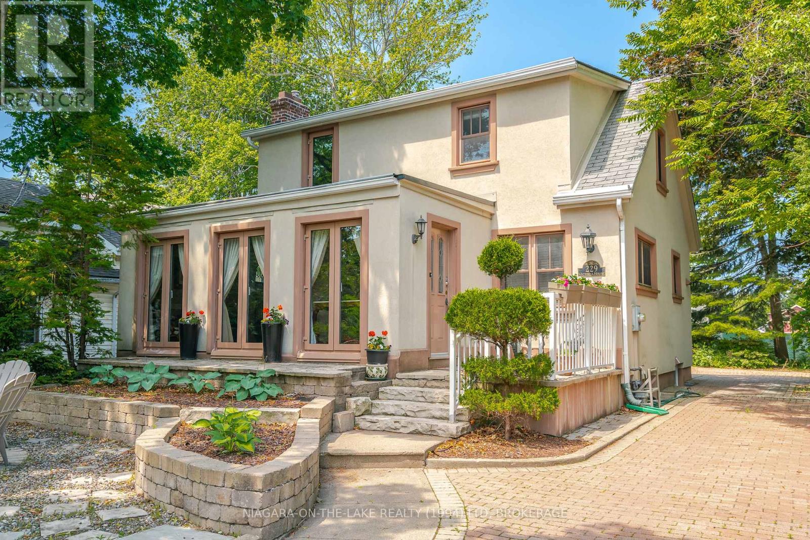 Photo 5 of 229 Victoria Street, Niagaraonthelake ON
