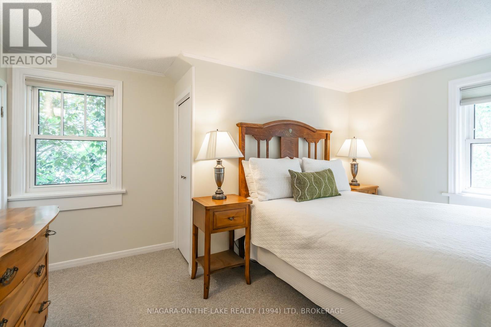 Photo 2 of 229 Victoria Street, Niagaraonthelake ON