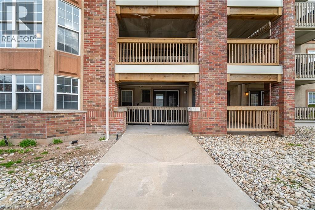 Photo 8 of 4005 Kilmer Drive Unit 104, Burlington ON
