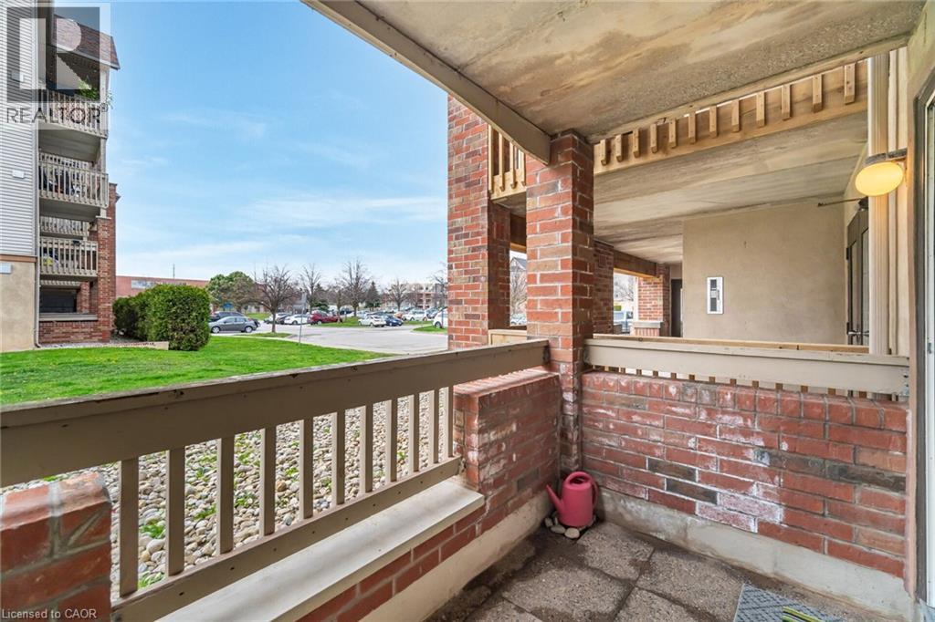 Photo 14 of 4005 Kilmer Drive Unit 104, Burlington ON