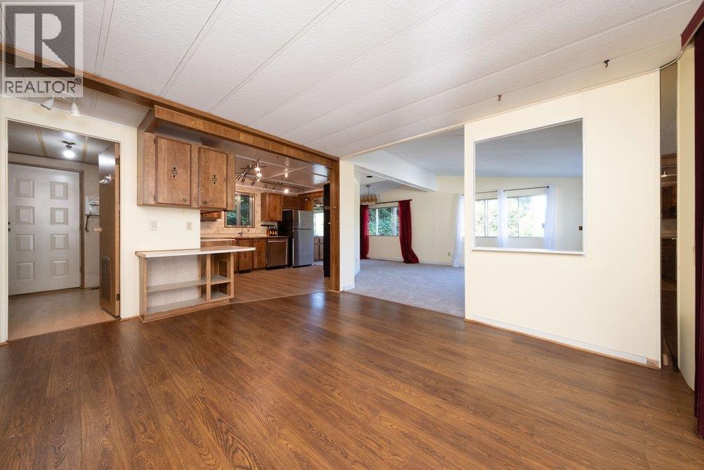 Photo 12 of 518 Tyee Court, North Vancouver BC
