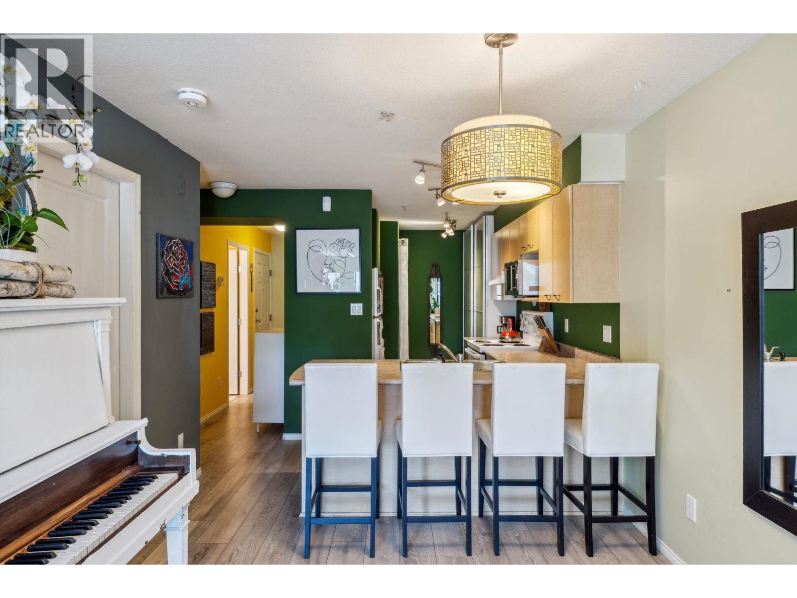 Photo 14 of 202 3939 Hastings Street, Burnaby BC