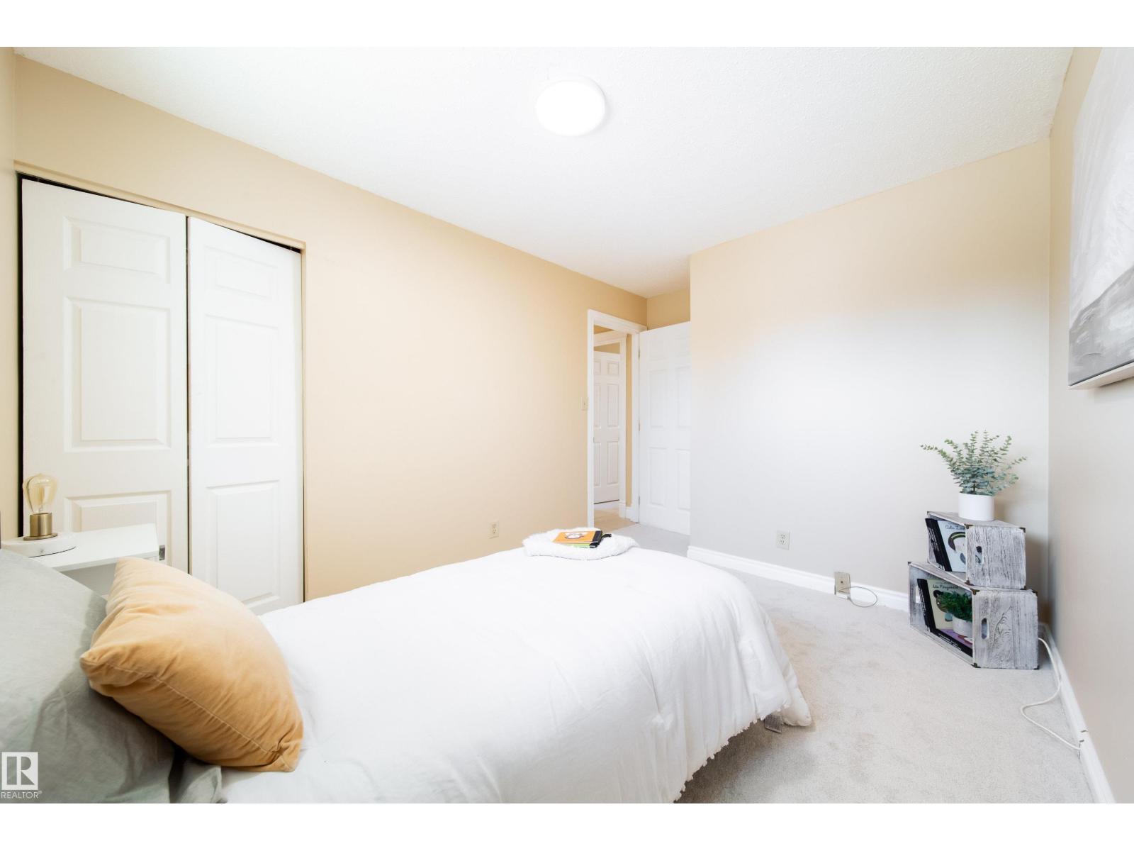 Photo 16 of 7808 22 Av Nw, Edmonton AB