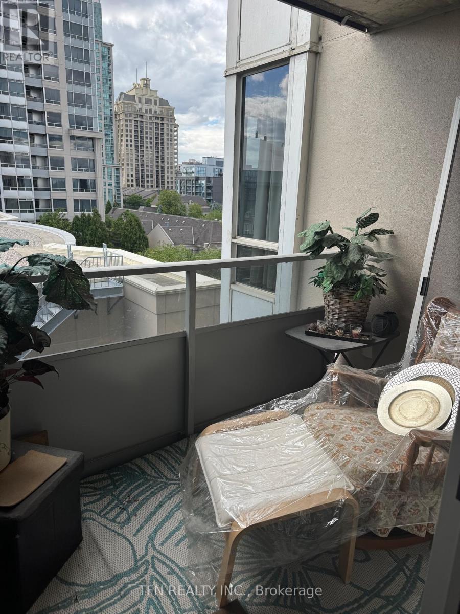 Photo 10 of 412 3 Rean Drive, Toronto ON