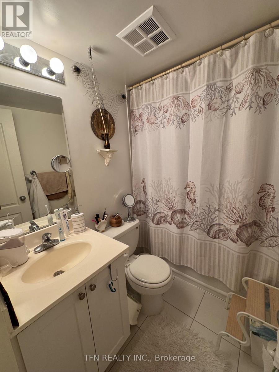 Photo 1 of 412 3 Rean Drive, Toronto ON
