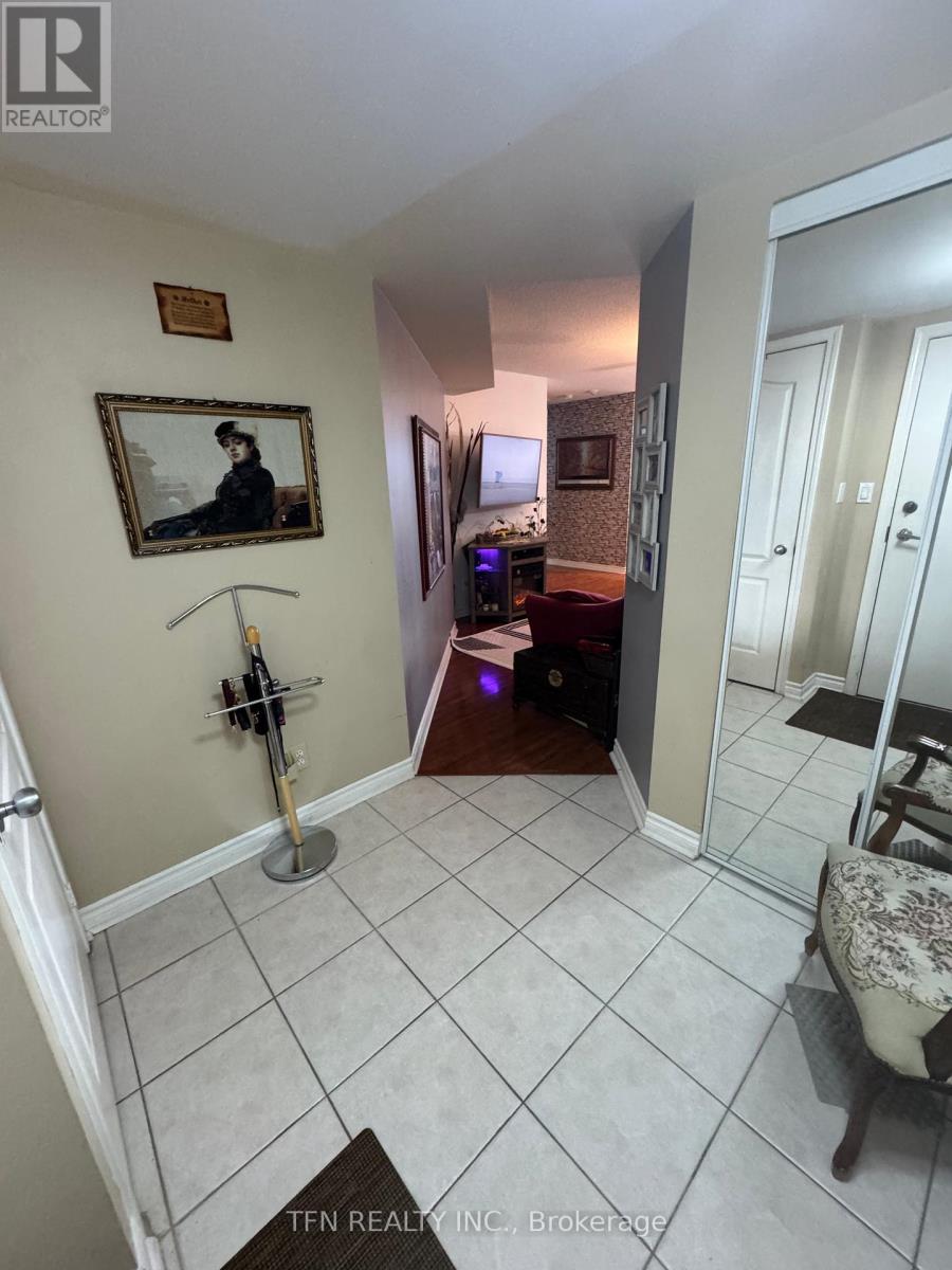 Photo 14 of 412 3 Rean Drive, Toronto ON