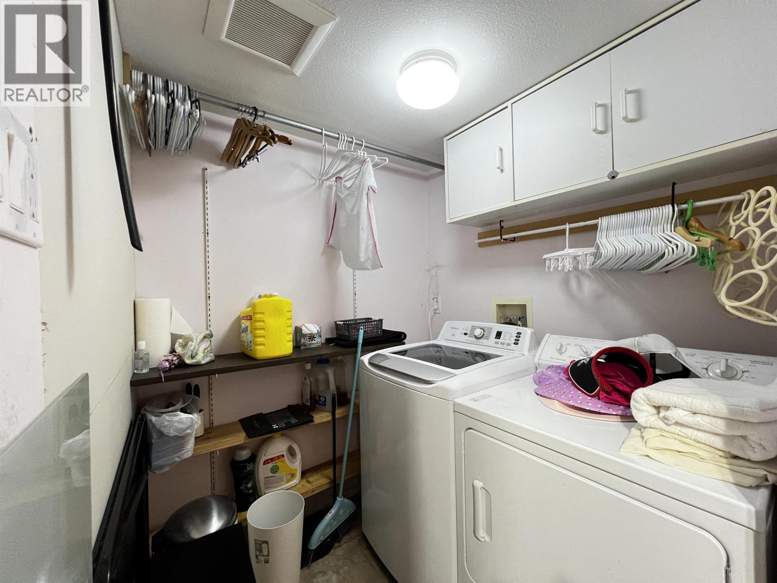 Photo 9 of 51 5840 Dover Crescent, Richmond BC