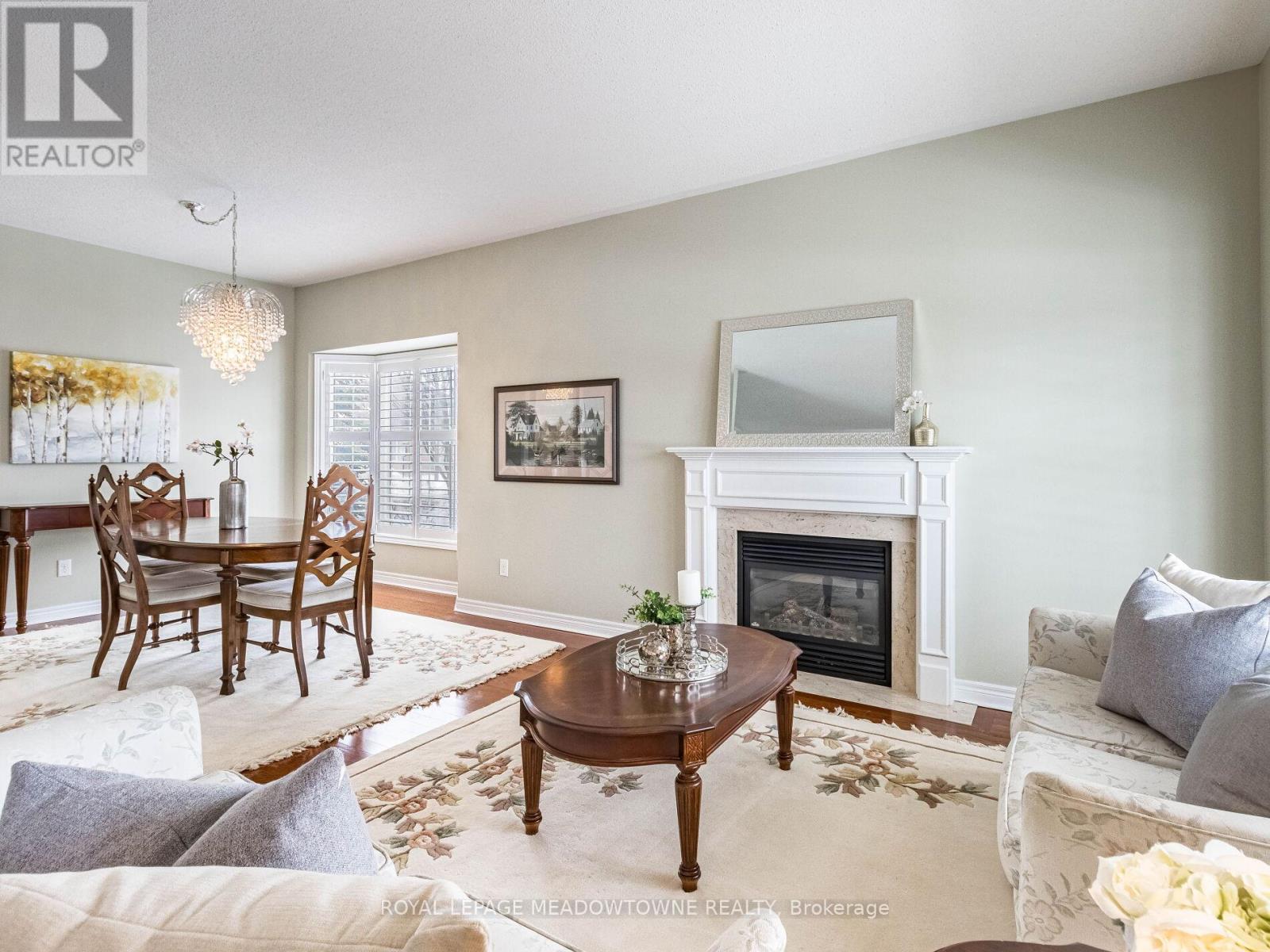 Photo 12 of 34 54 Locust Drive, Brampton ON