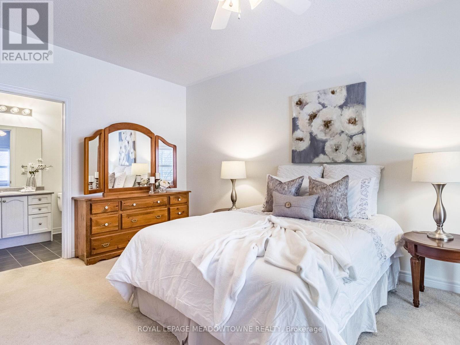 Photo 31 of 34 54 Locust Drive, Brampton ON