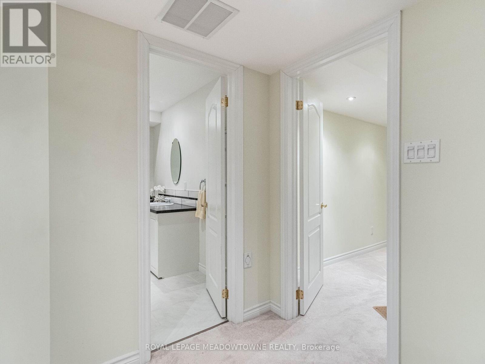 Photo 42 of 34 54 Locust Drive, Brampton ON