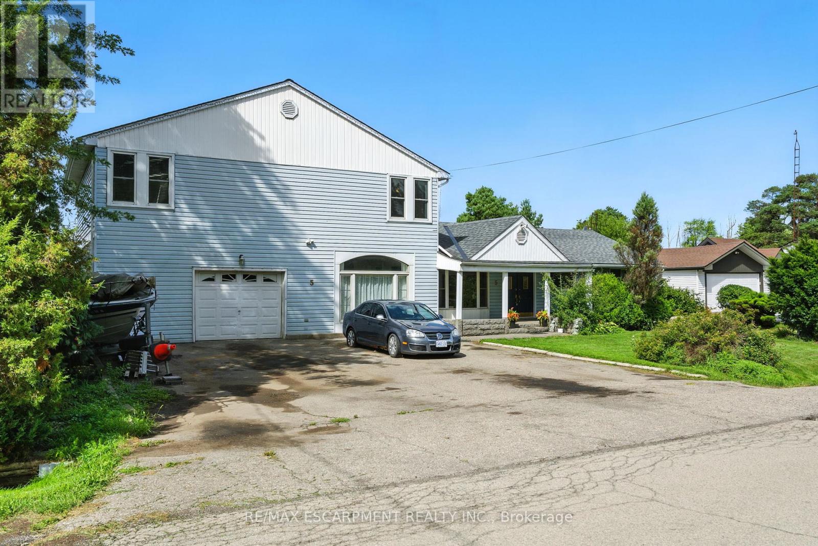 Photo 40 of 5 Mazza Avenue, Hamilton ON