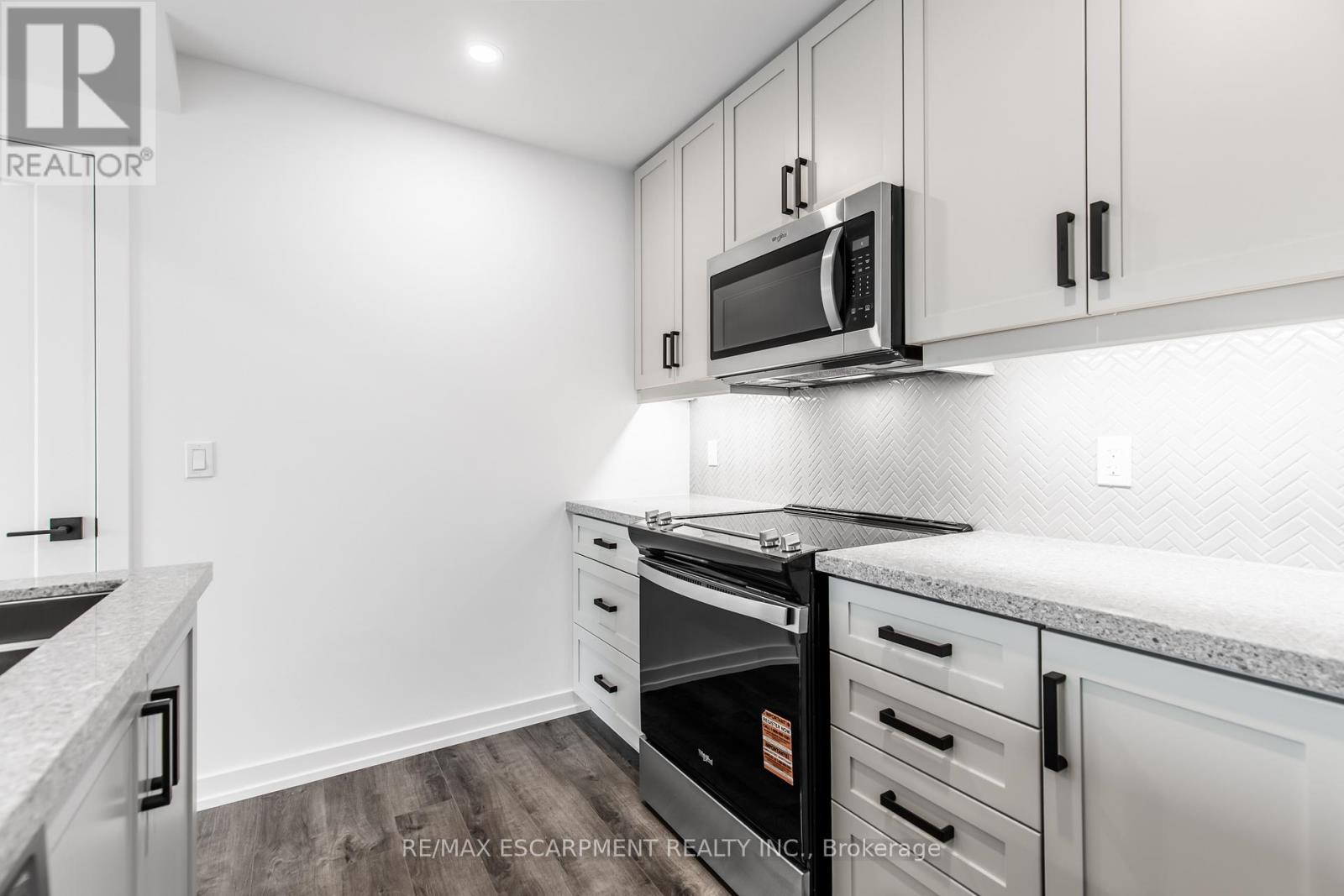 Photo 25 of 243 Burke Street, Hamilton ON
