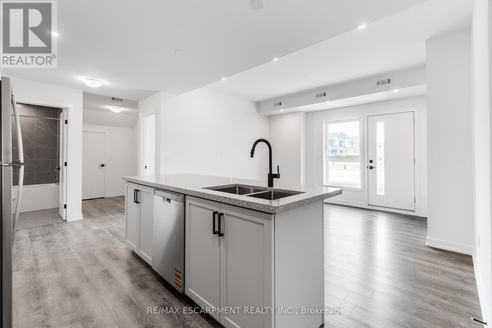 Photo 18 of 243 Burke Street, Hamilton ON