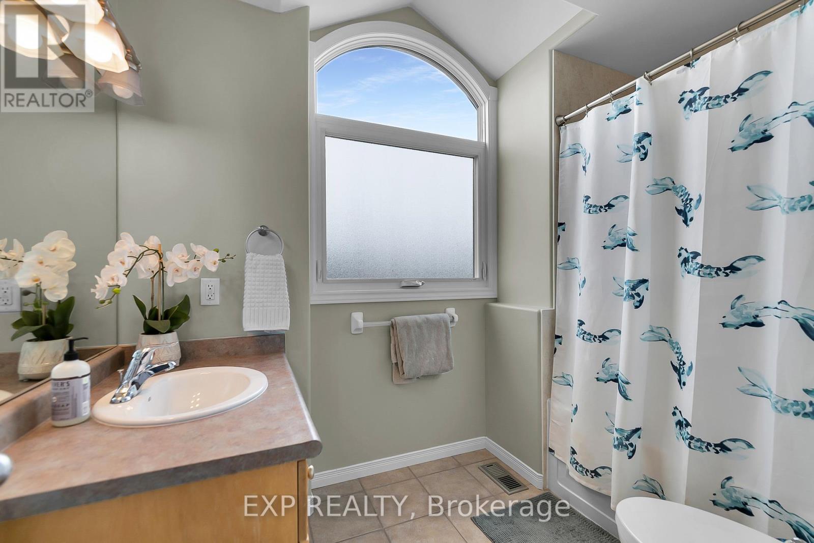 Photo 1 of 31 Brenneman Drive, Wilmot ON