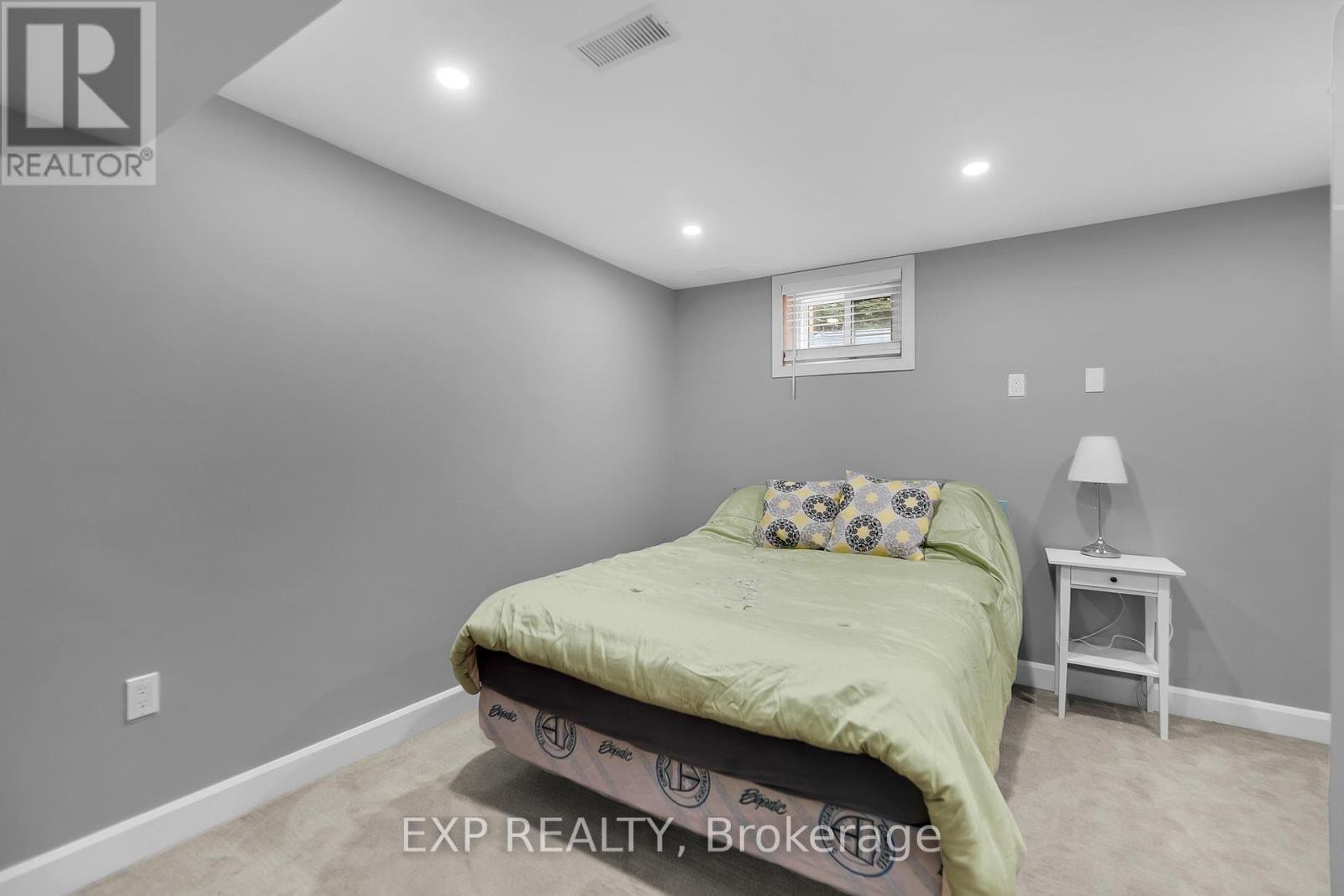 Photo 9 of 31 Brenneman Drive, Wilmot ON