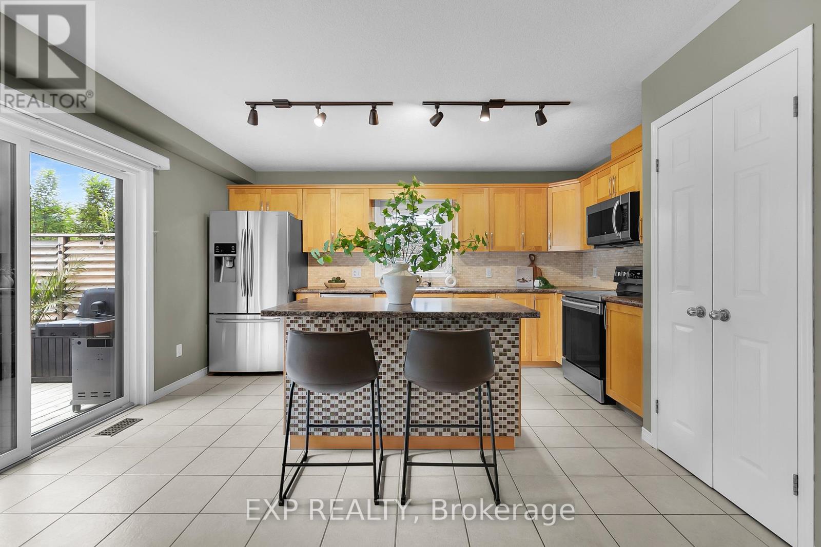 Photo 14 of 31 Brenneman Drive, Wilmot ON
