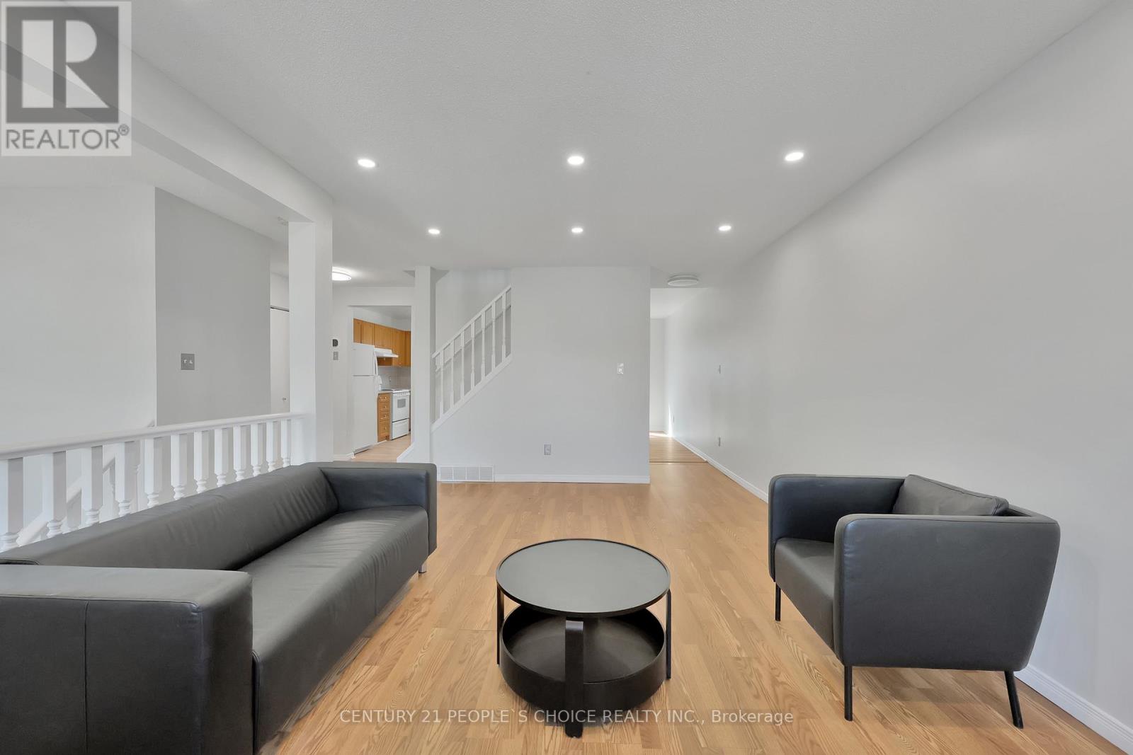 Photo 12 of 34 Phair Crescent, London South ON