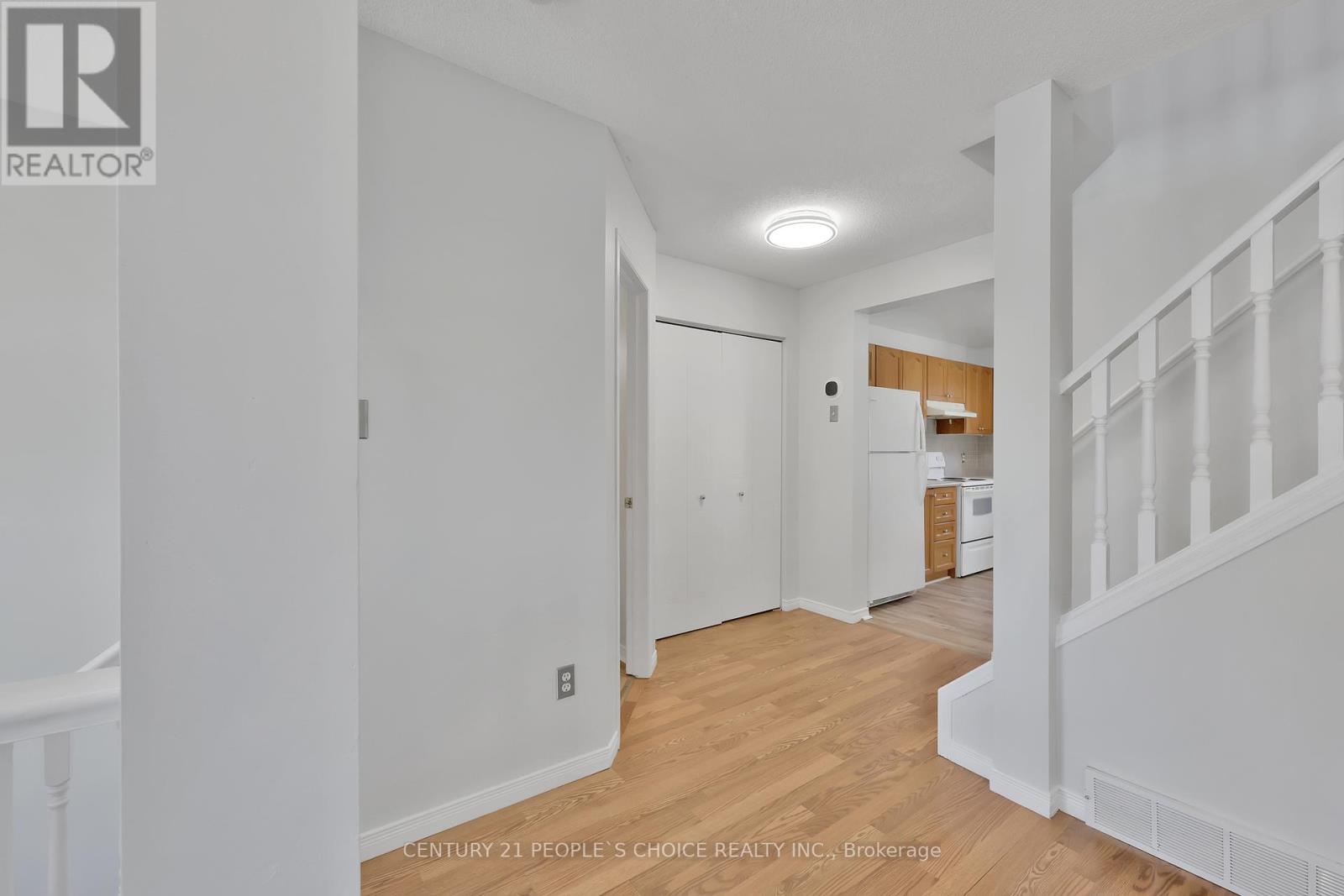 Photo 32 of 34 Phair Crescent, London South ON