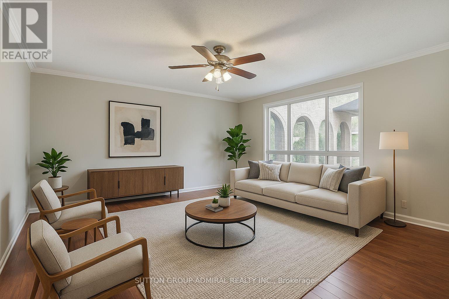 Photo 21 of 71 Spruce Avenue, Richmond Hill ON
