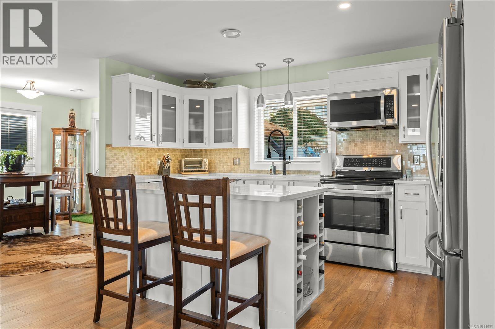 Photo 1 of 6295 Mcgirr Rd, Nanaimo BC