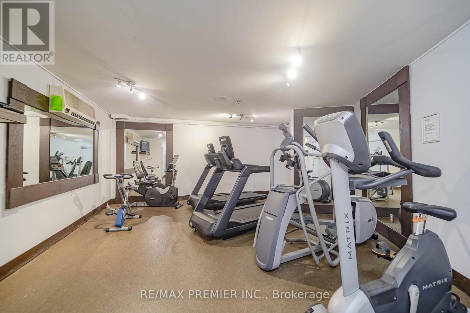 Photo 27 of Unit 601 250 Queens Quay Boulevard W, Toronto ON