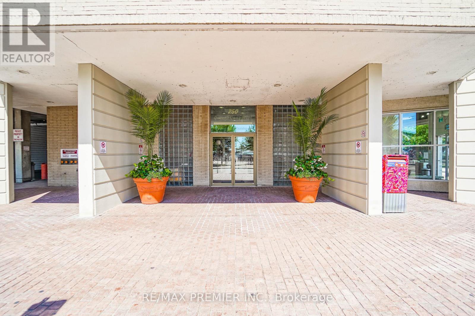 Photo 23 of Unit 601 250 Queens Quay Boulevard W, Toronto ON