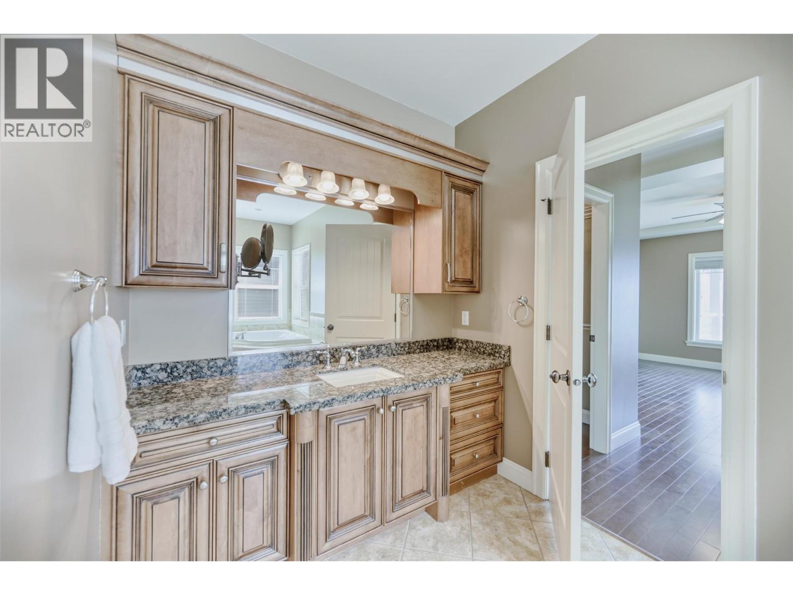 3631 Sawgrass Drive, Osoyoos