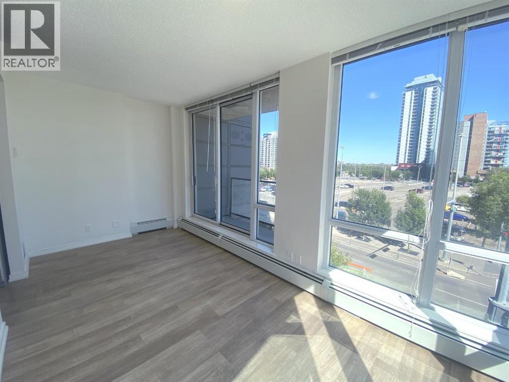 Photo 3 of 312 450 8 Avenue Se, Calgary AB