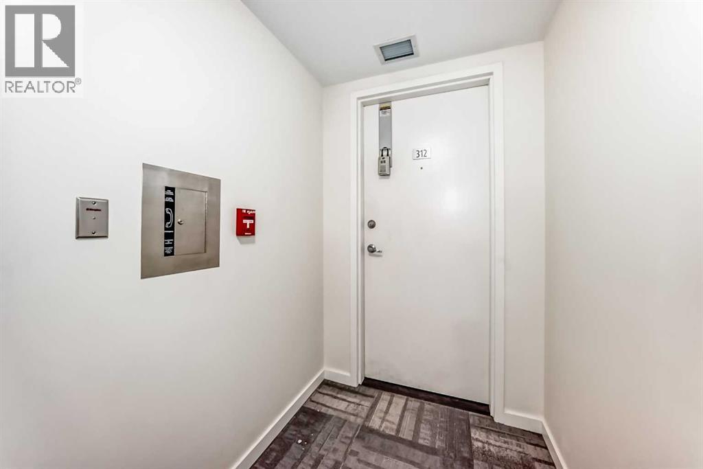 Photo 2 of 312 450 8 Avenue Se, Calgary AB