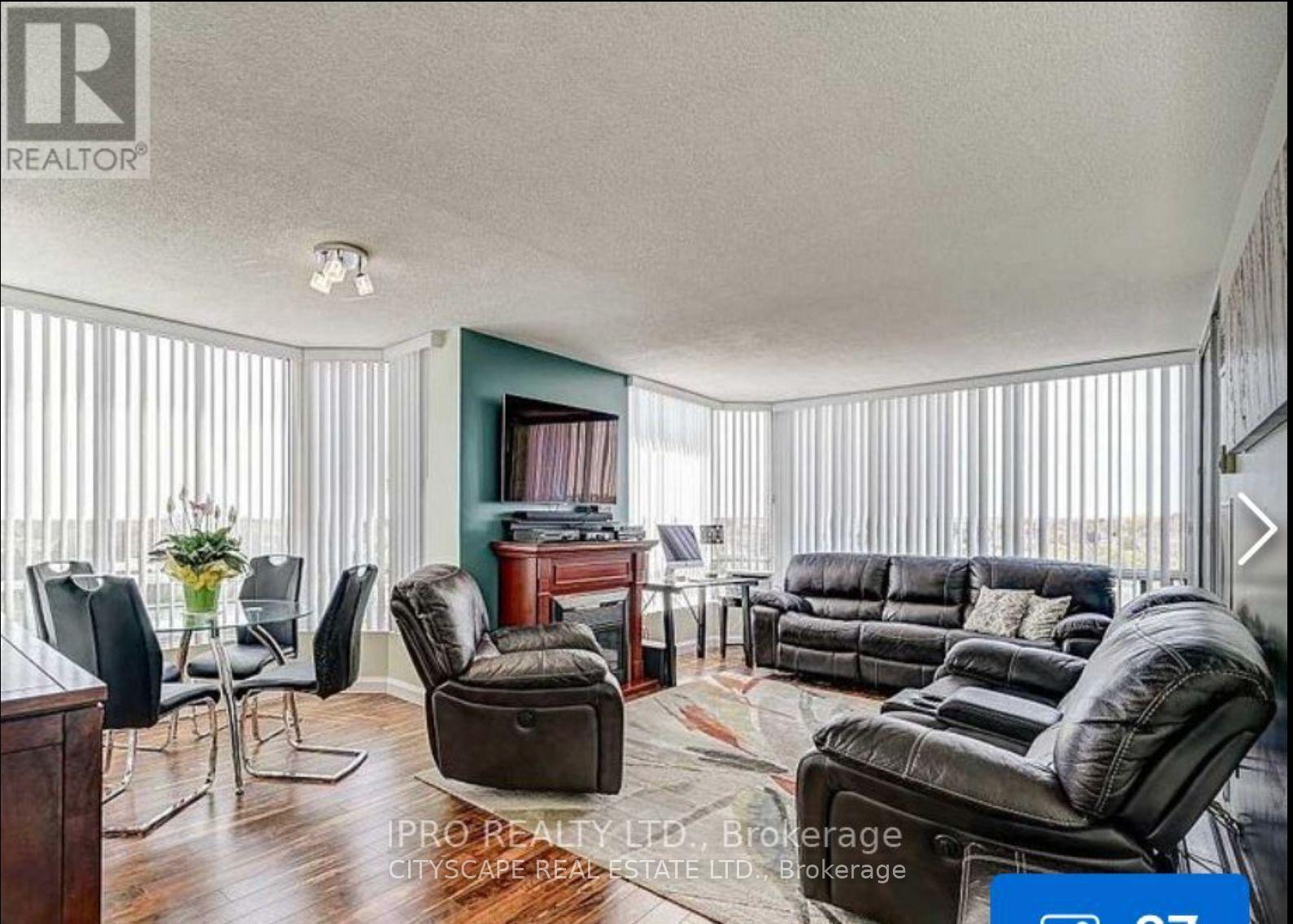 Photo 11 of 1001 26 Hanover Road, Brampton ON
