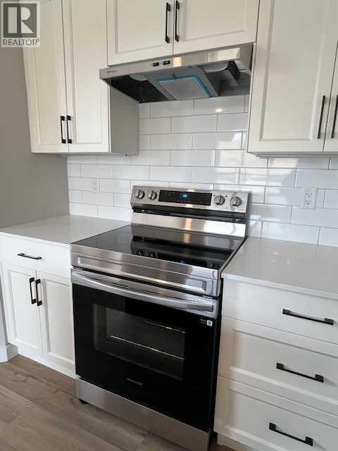 Photo 12 of 137 Gray Close, Sylvan Lake AB