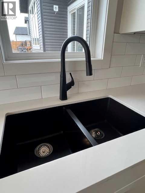 Photo 20 of 137 Gray Close, Sylvan Lake AB