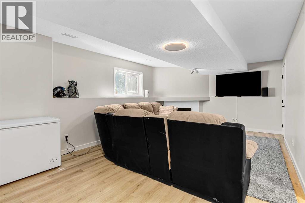 Photo 5 of 9205 115 Avenue, Grande Prairie AB