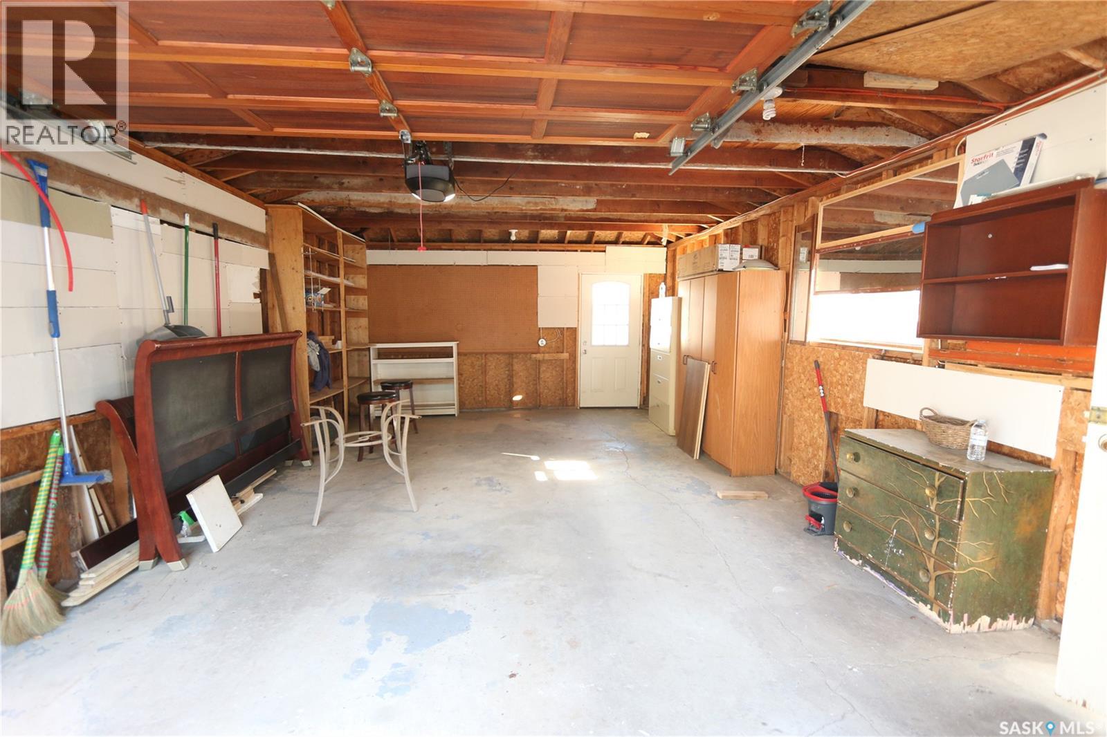 Photo 40 of 1500 Macpherson Avenue, Regina SK