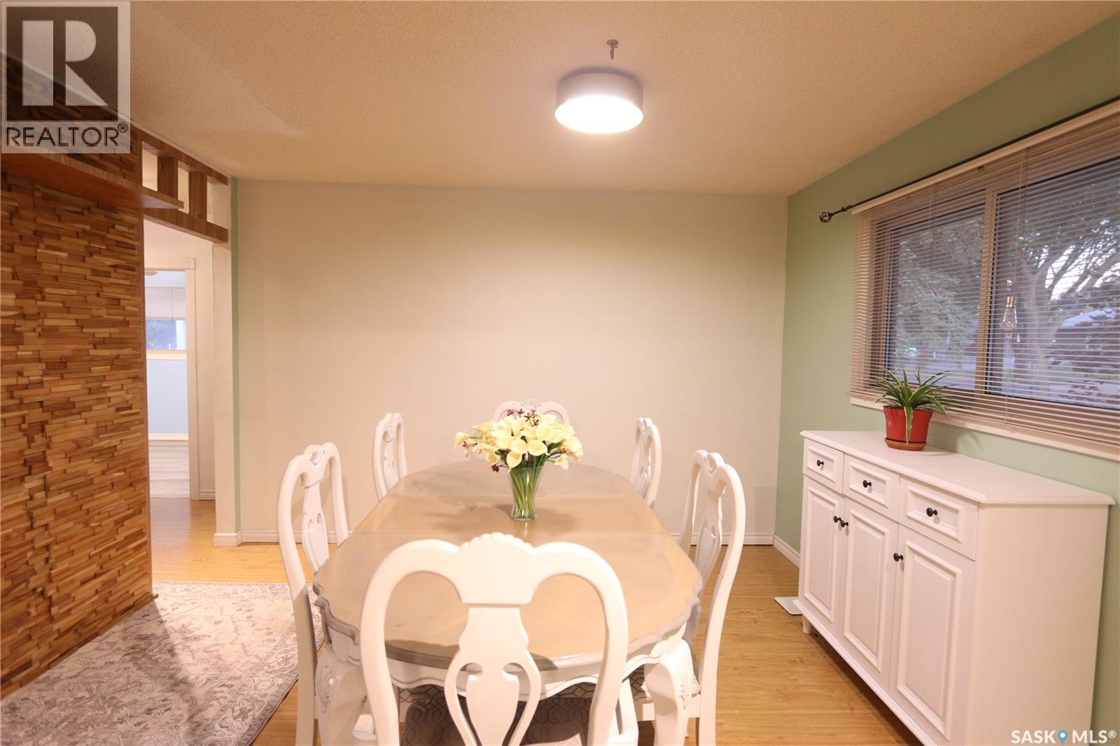 Photo 11 of 1500 Macpherson Avenue, Regina SK
