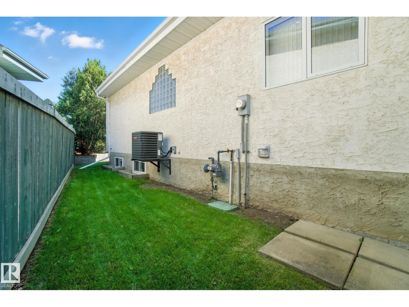 Photo 38 of 172 Blackburn W Sw, Edmonton AB