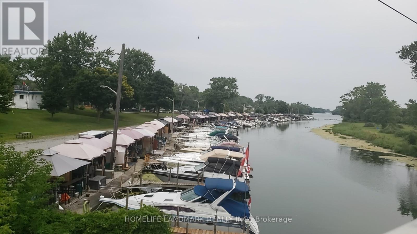 Photo 7 of 4769 Lyons Parkway, Niagara Falls ON