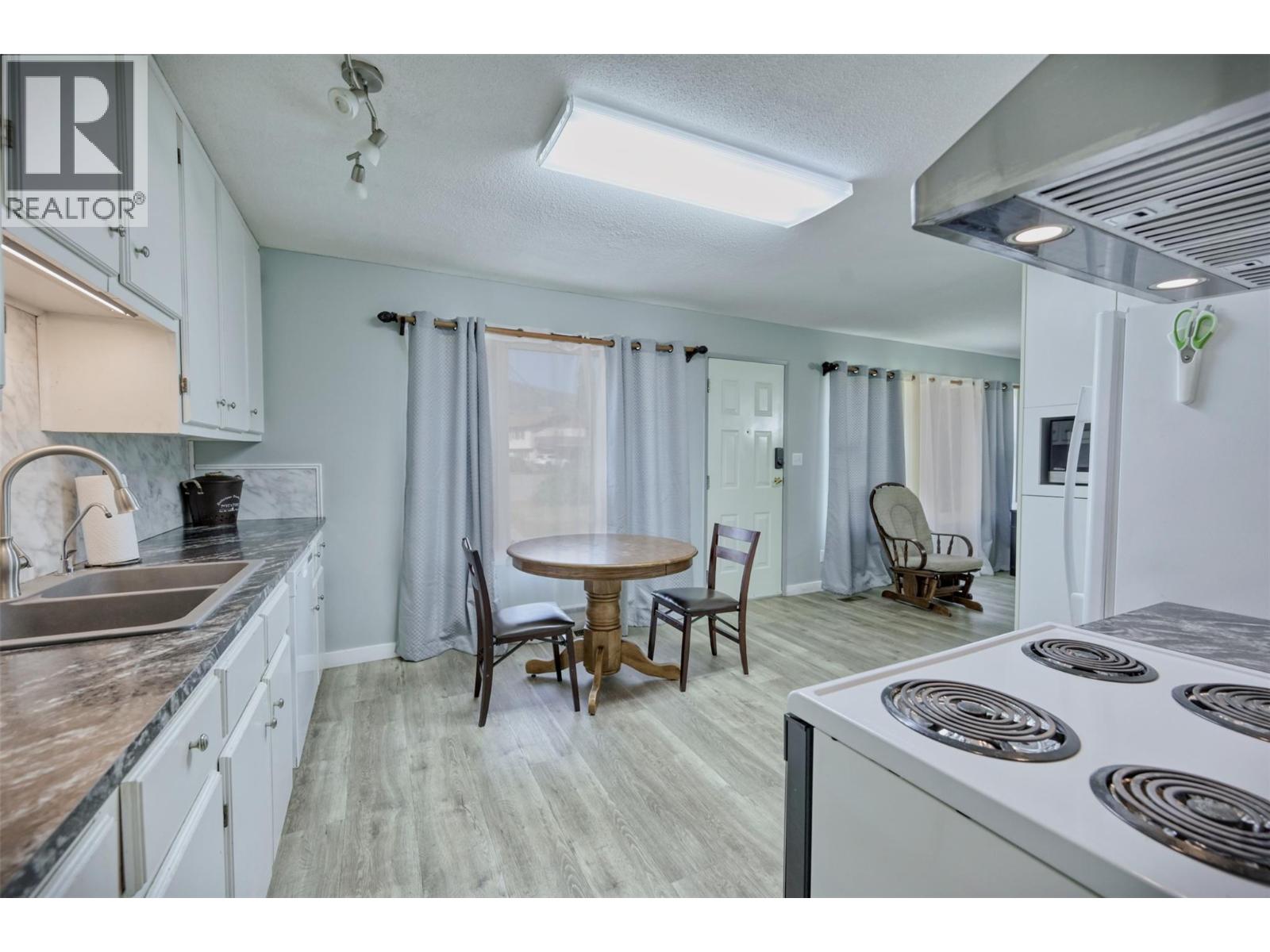 21 LAMBERT Court, Osoyoos