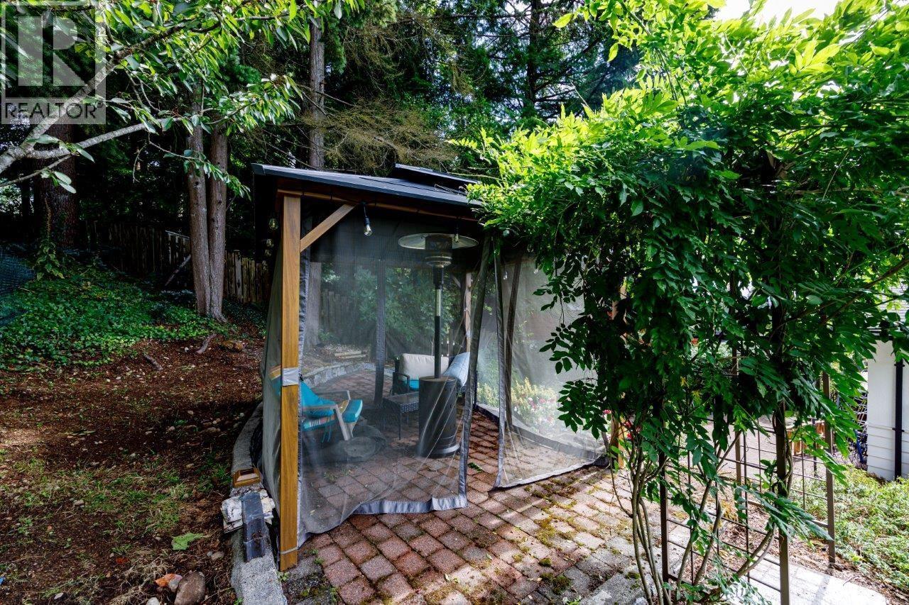 Photo 17 of 4577 Meadowbank Close, North Vancouver BC