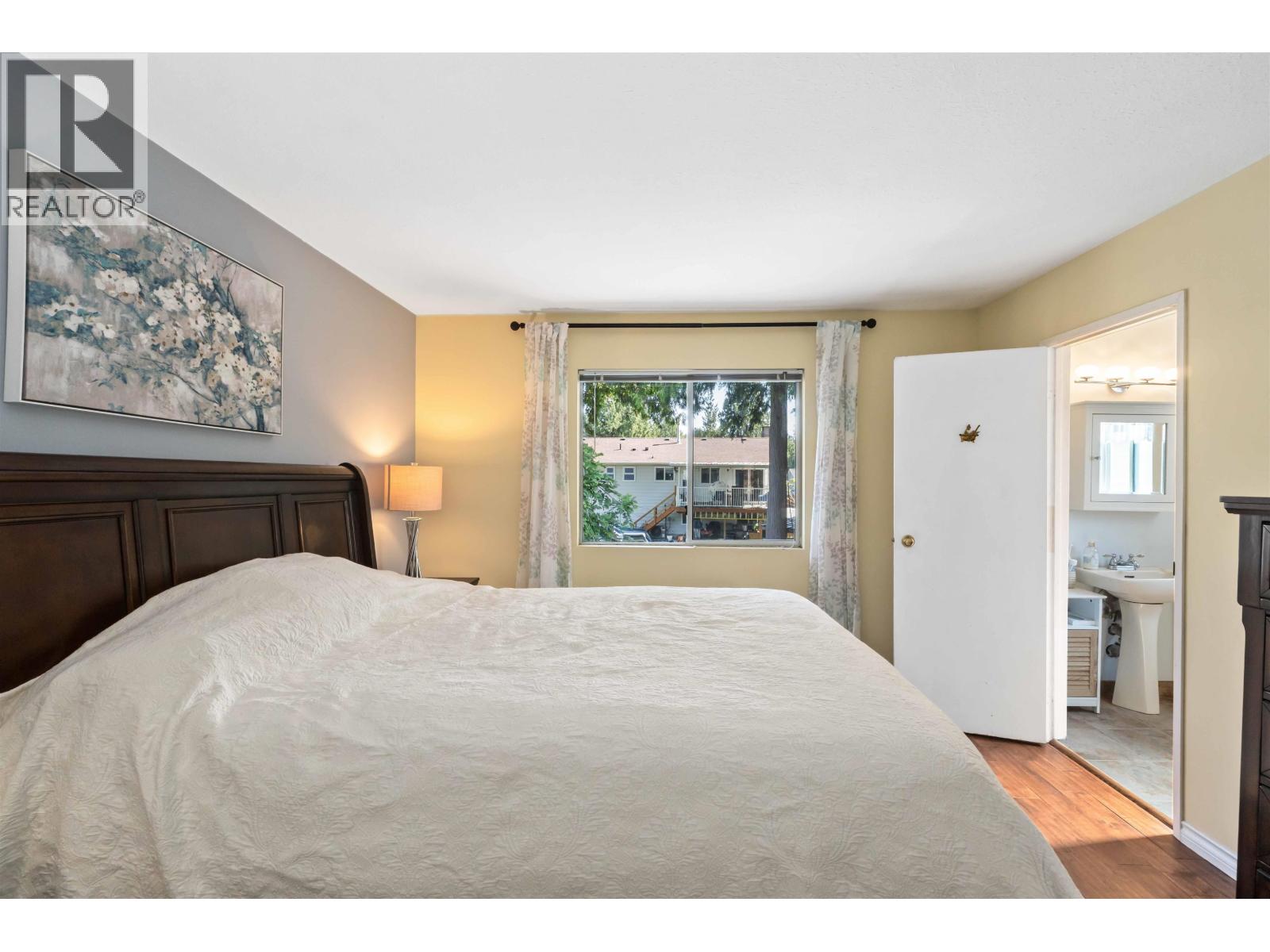Photo 34 of 21064 Barker Avenue, Maple Ridge BC