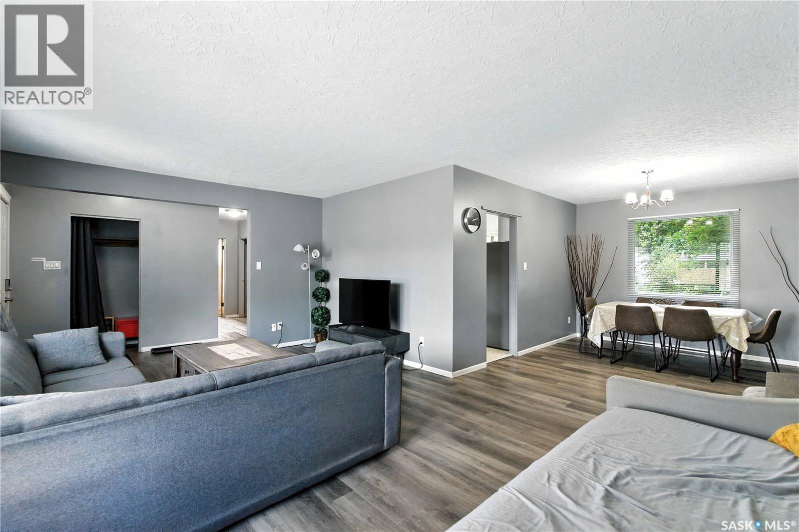 Photo 7 of 1426 10th Street E, Saskatoon SK