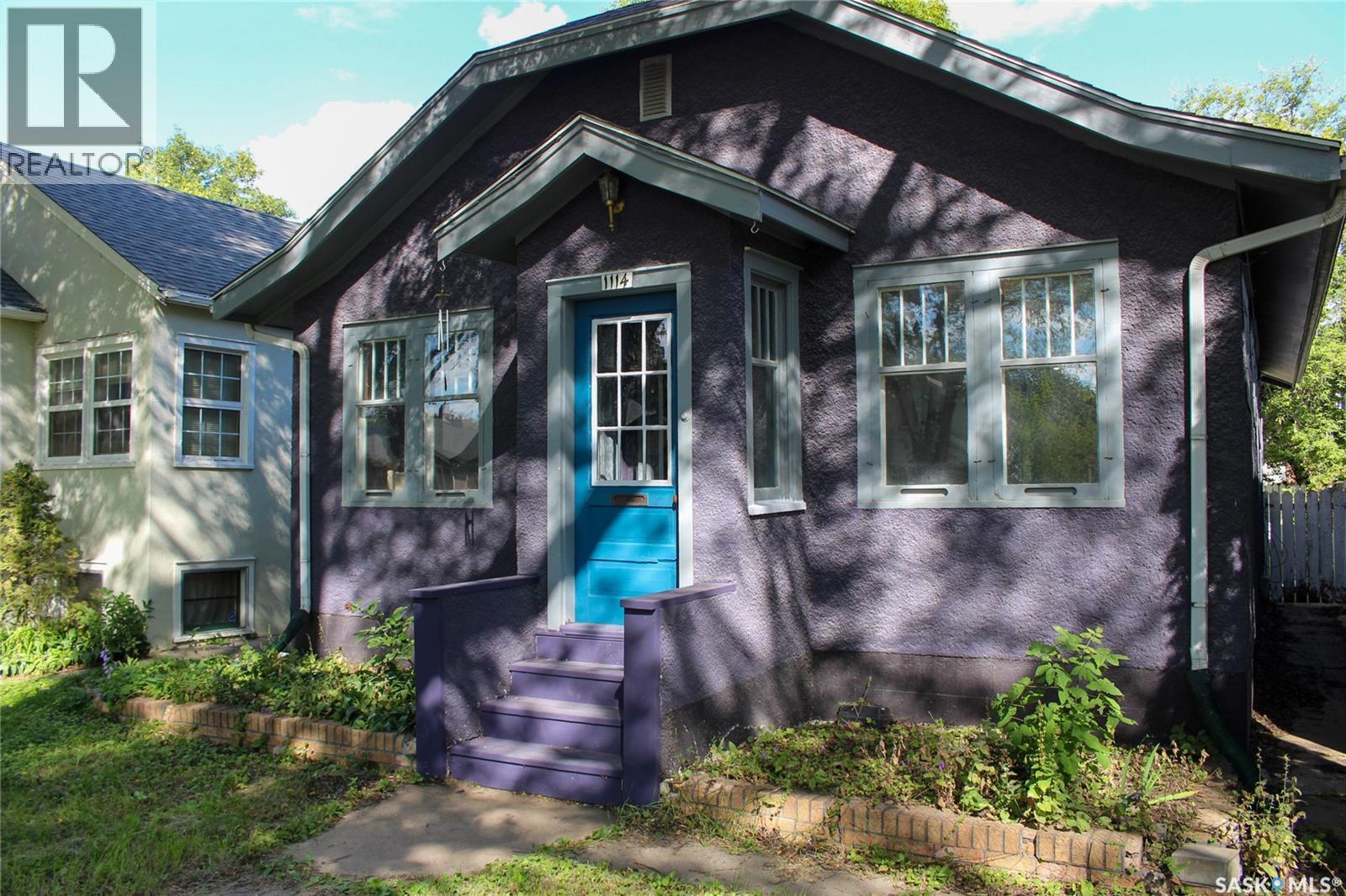 Photo 2 of 1114 C Avenue N, Saskatoon SK