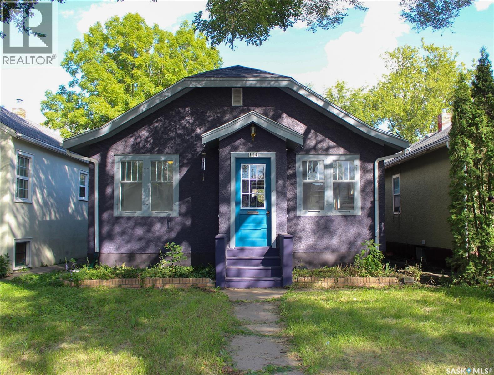 Photo 4 of 1114 C Avenue N, Saskatoon SK