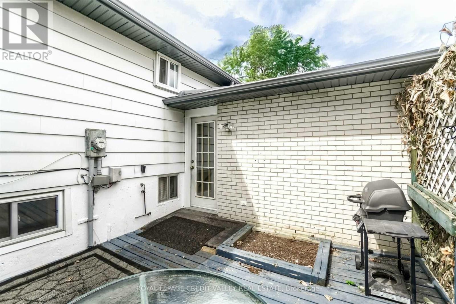Photo 8 of Basement 20 Glenforest Road, Brampton ON