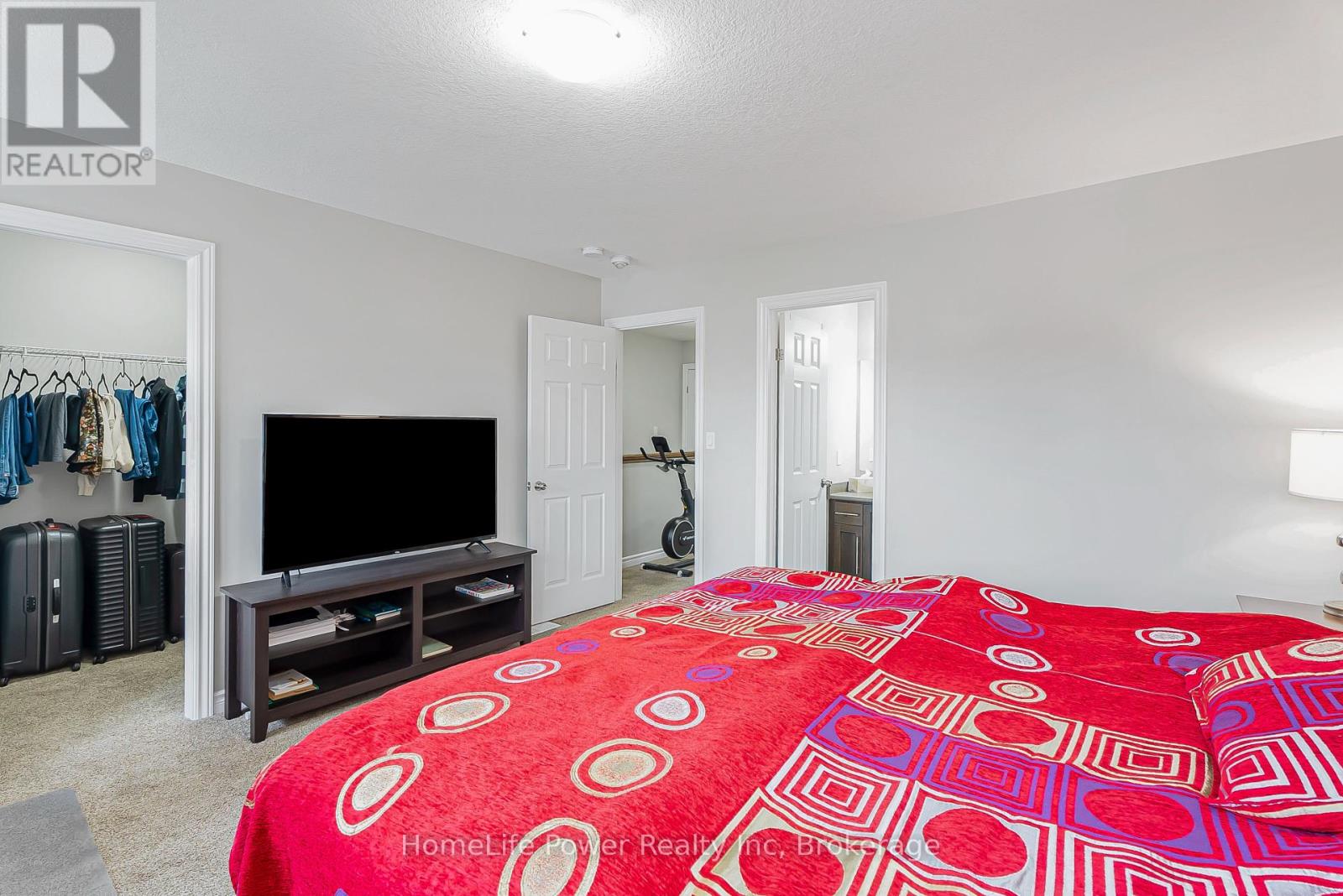 Photo 12 of 1426 Caen Avenue, Woodstock ON