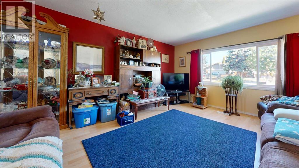 Photo 16 of 12 1410 43 Street S, Lethbridge AB