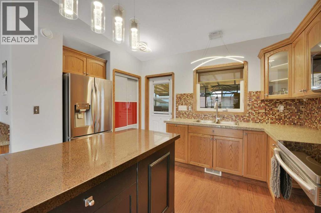 Photo 12 of 52 Parkside Crescent, Blackfalds AB