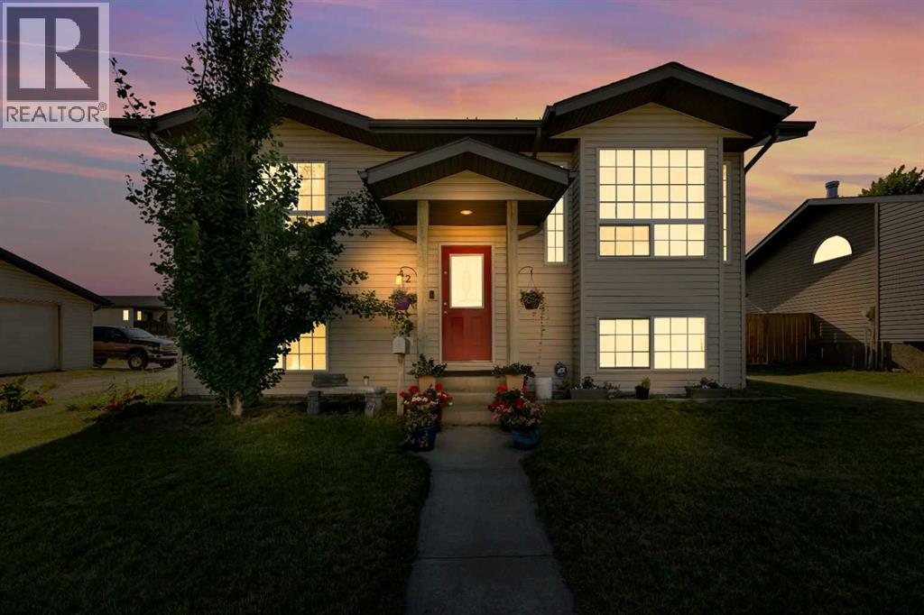 Photo 9 of 52 Parkside Crescent, Blackfalds AB